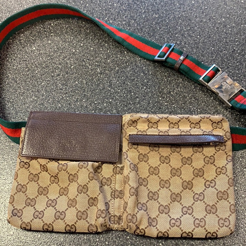 GUCCI Vintage Fanny Pack Bag Crossbody
